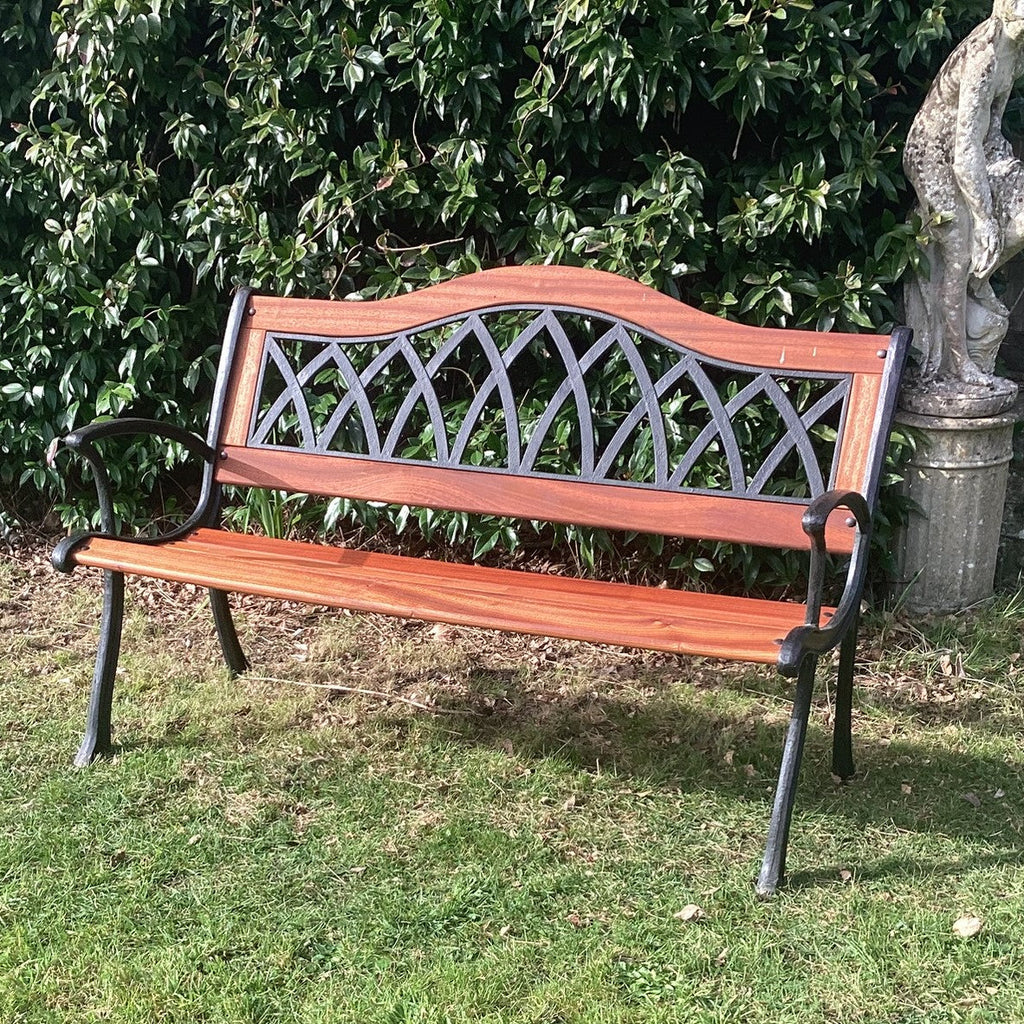 BENCH 18 FARNBOROUGH