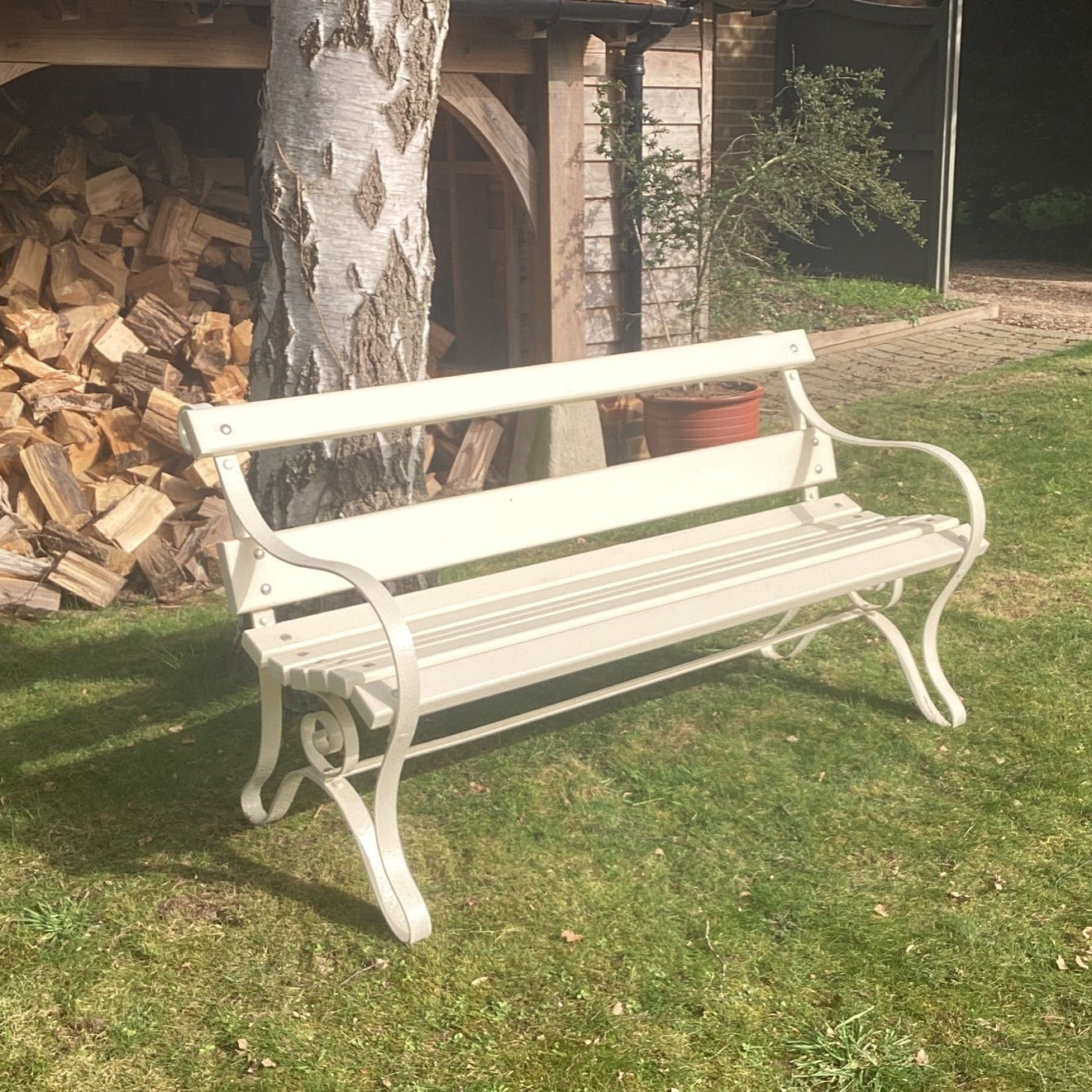 BENCH 21 TEWKESBURY