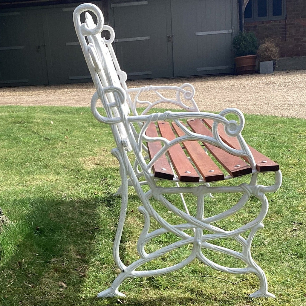 BENCH 29 VOLTAIRE