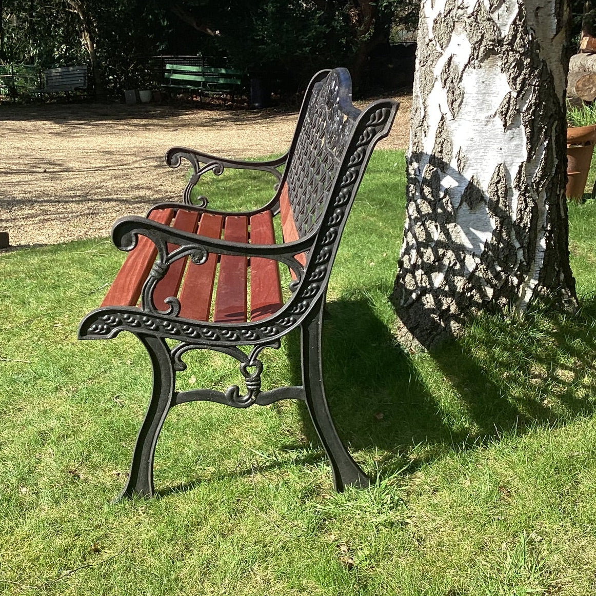 BENCH 17 DUNMOW