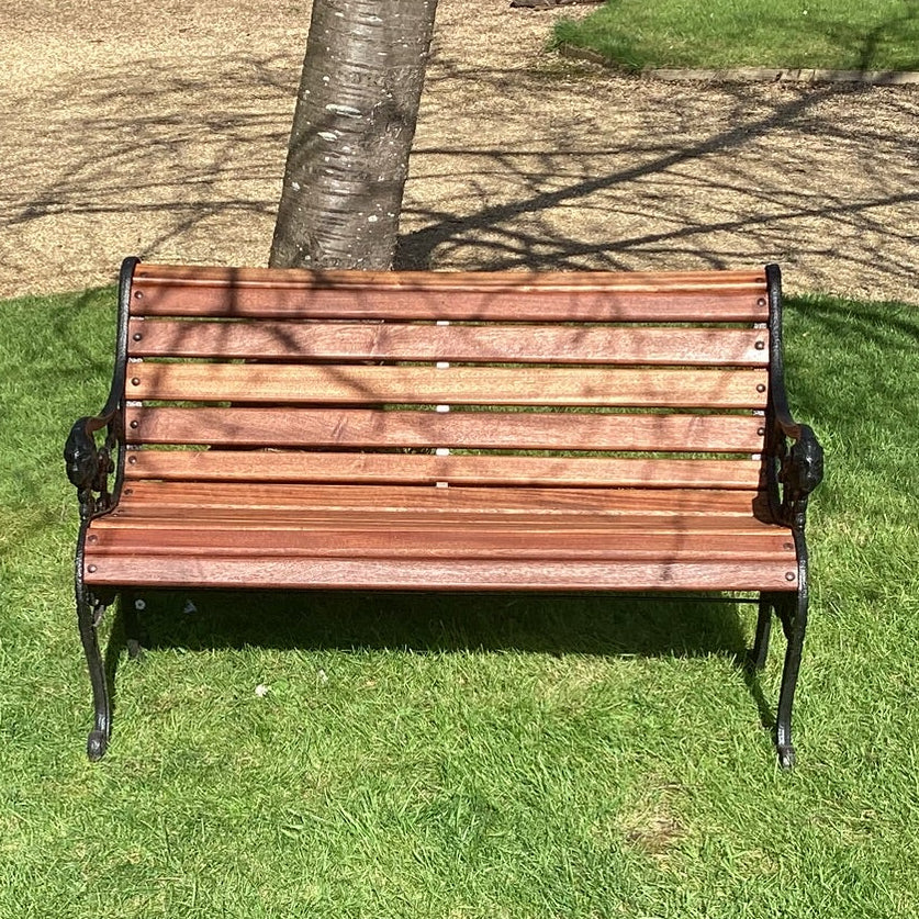 BENCH 4 COTHAM