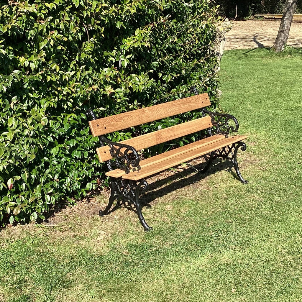 BENCH 77 MORETON