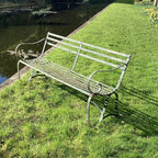 BENCH 121 CHARLBURY