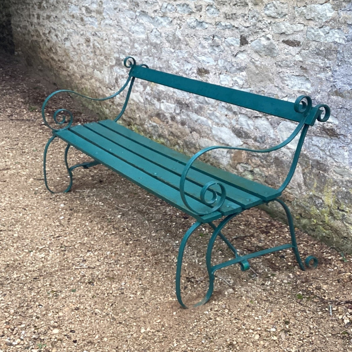 BENCH 69 DYNES 1