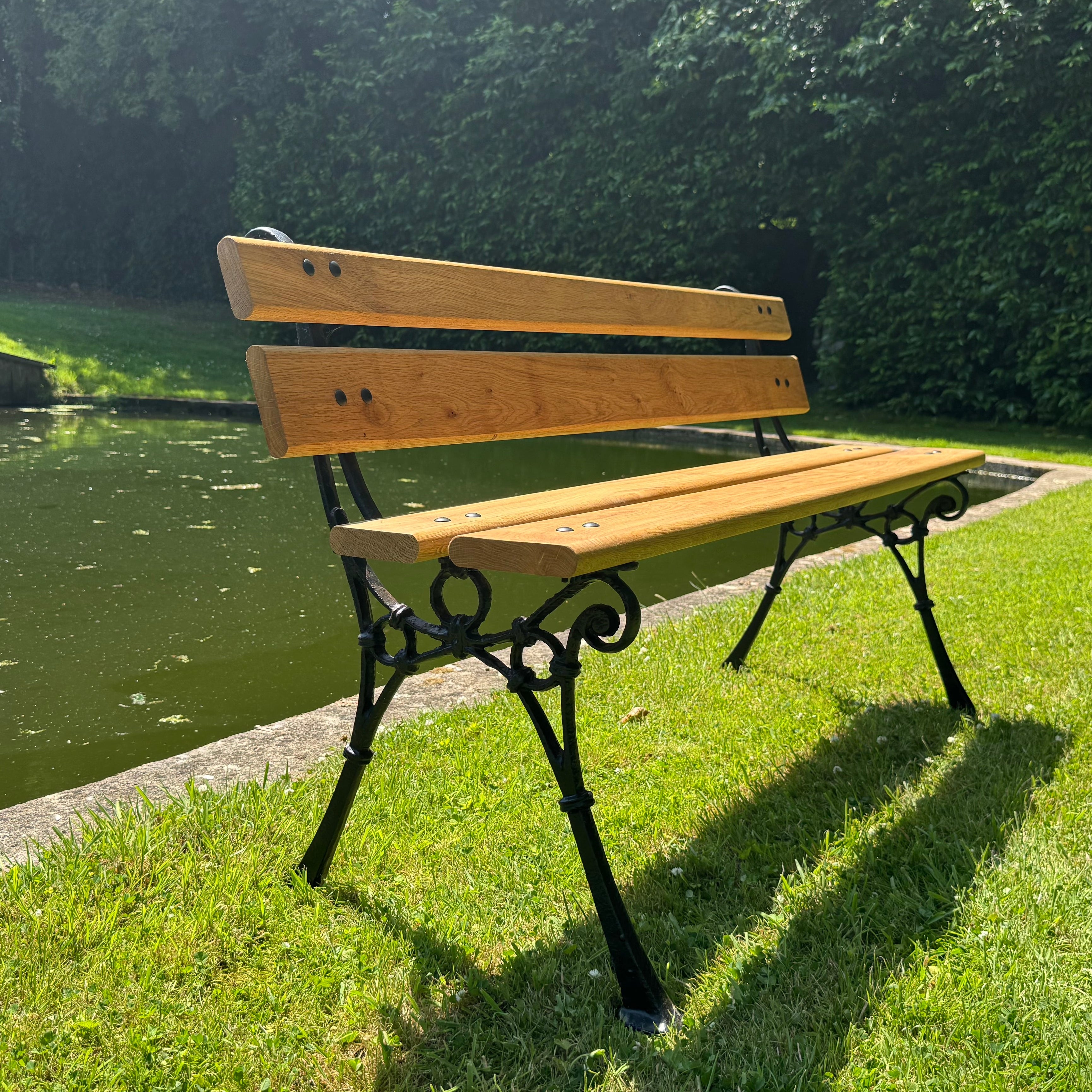 BENCH 64 EVESHAM