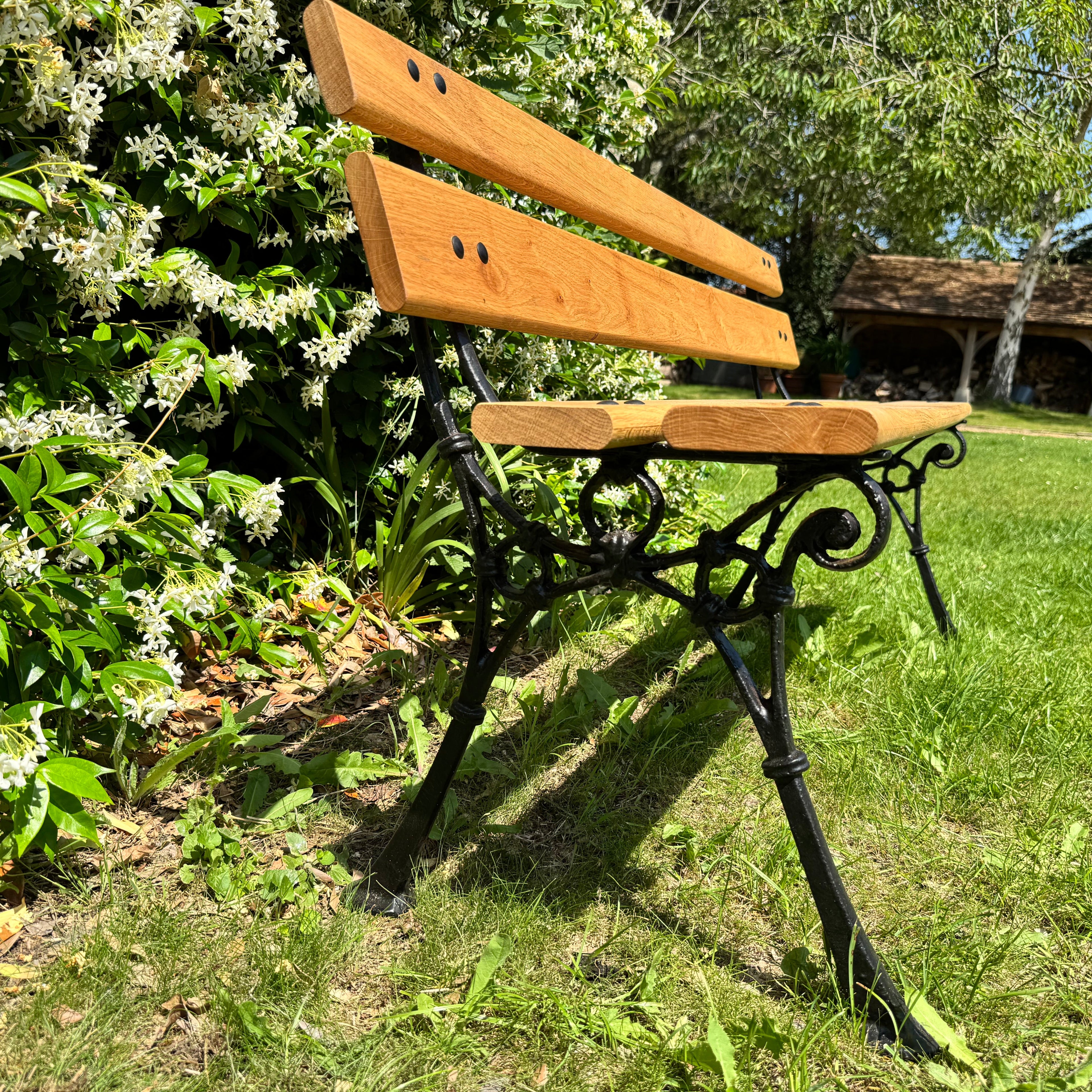 BENCH 64 EVESHAM