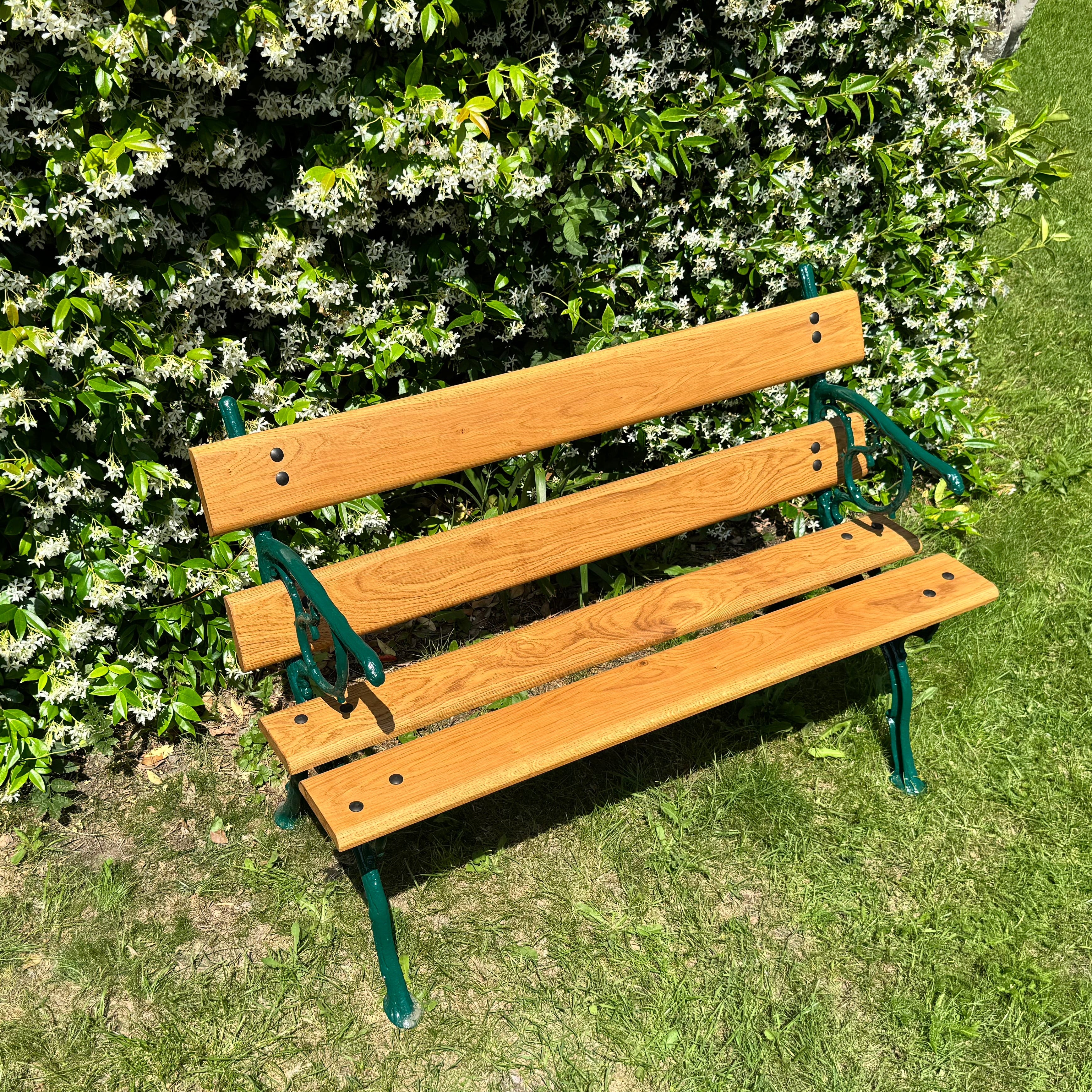 BENCH 52 BUNTY